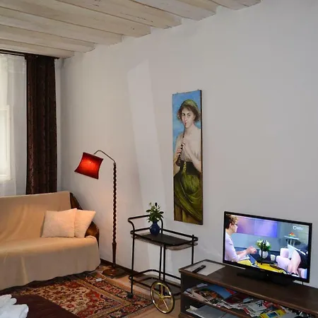 Appartement Medieval Studio *